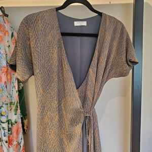 Aritzia Babaton Wallace Dress